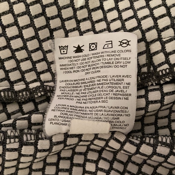 Nike Dri Fit Grey Zip Jacket - Picture 8 of 8